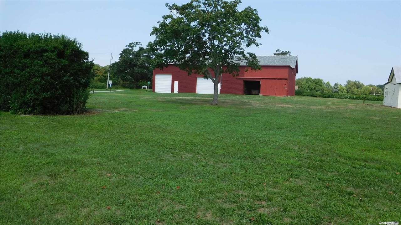 5628 Sound Avenue - Photo 1