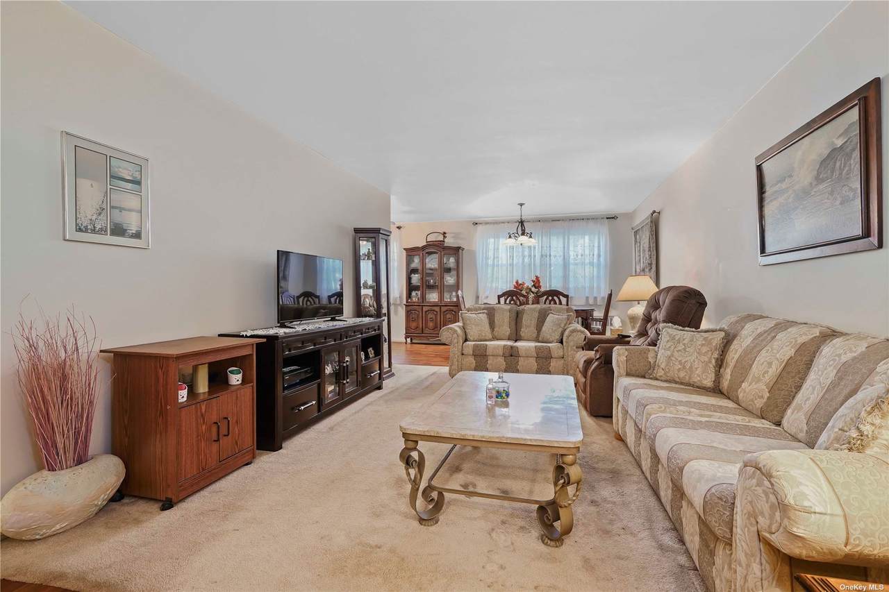 151-20 88th Street - Photo 1