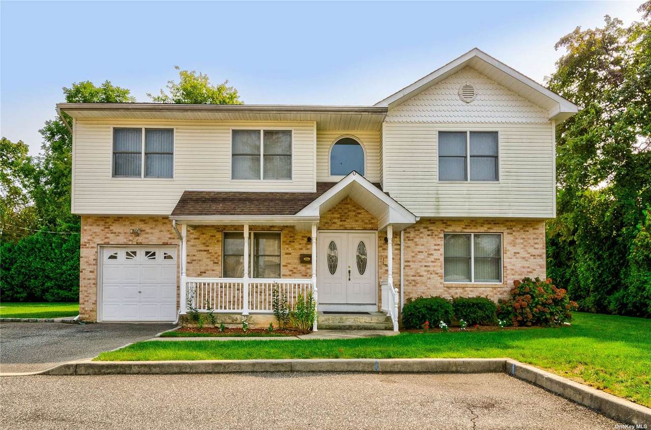 551 Ginamarie Court - Photo 1