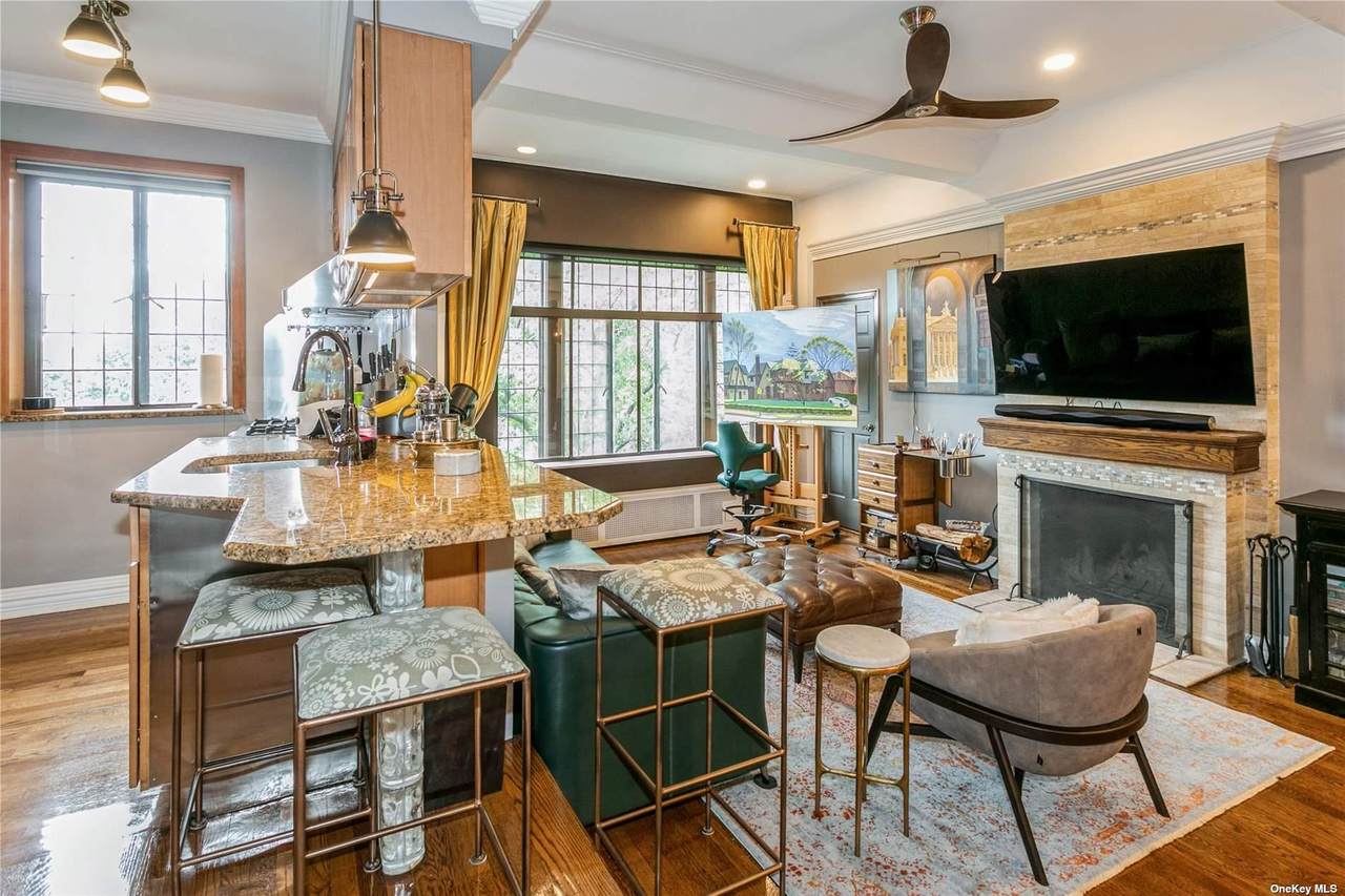 20 Continental Avenue - Photo 1