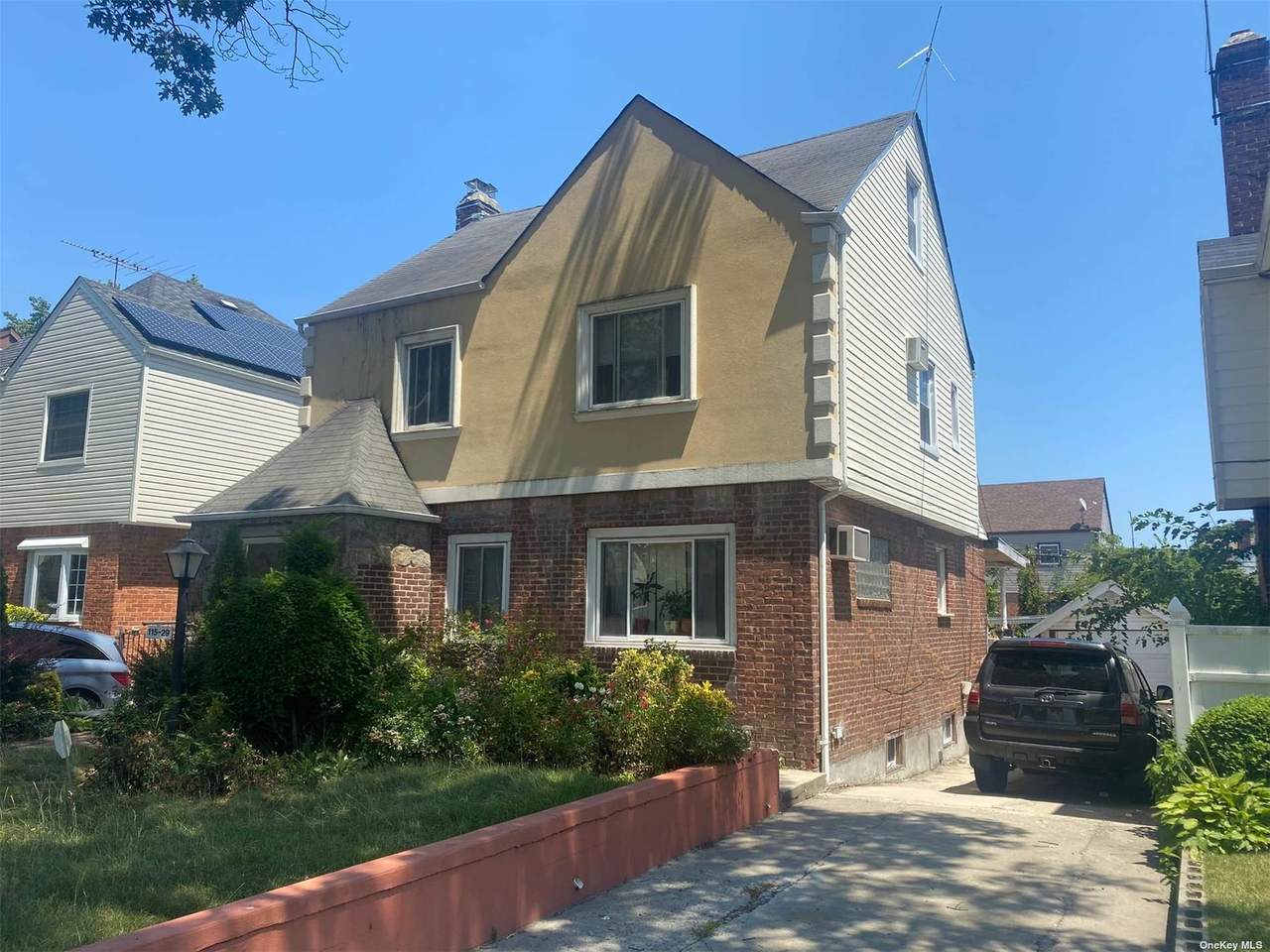 115-29 222nd Street - Photo 1