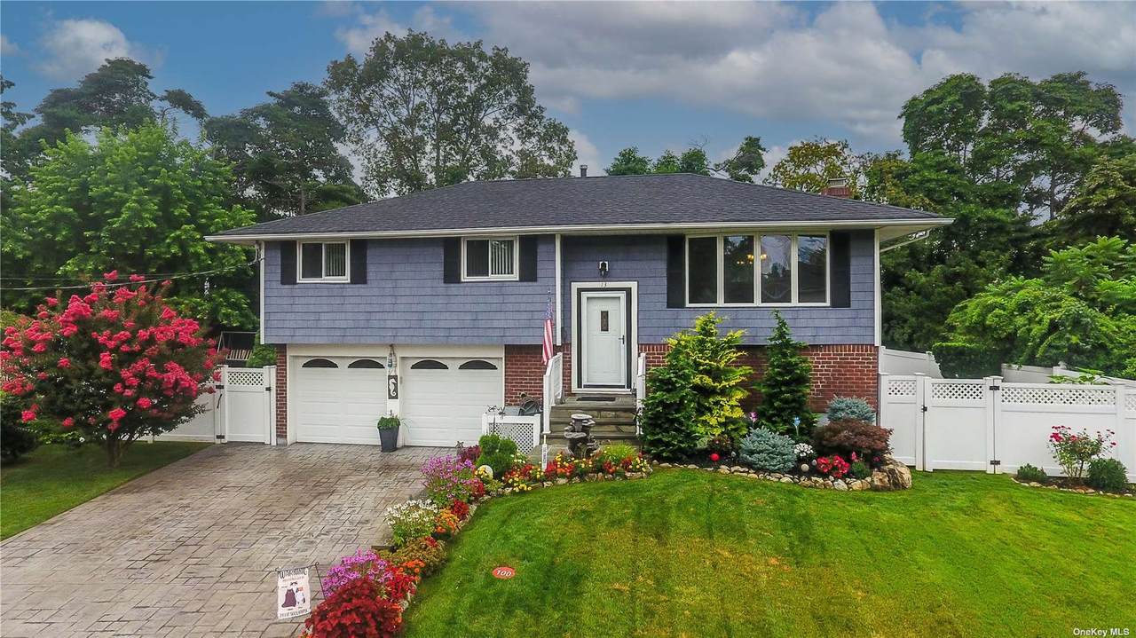 13 Reed Drive - Photo 1