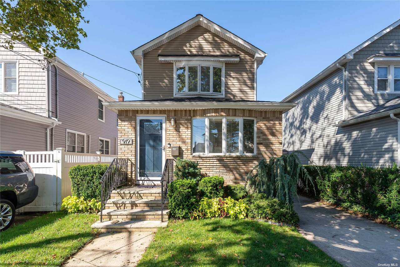 919 N 5th Street - Photo 1