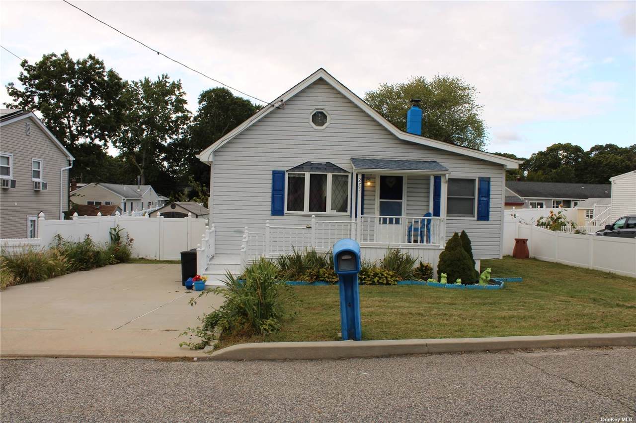 275 Wildwood Road - Photo 1