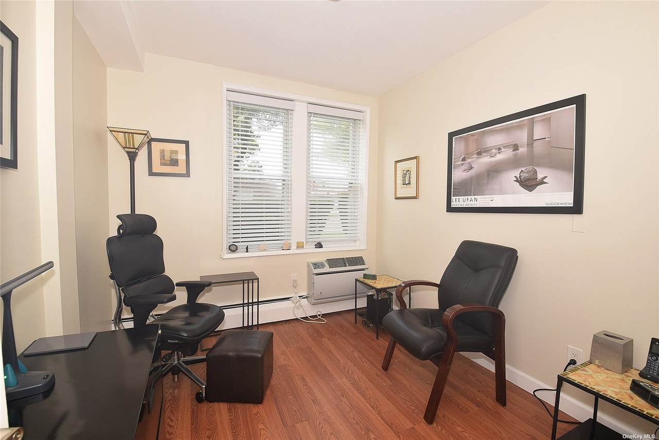 50 Hempstead Avenue - Photo 1