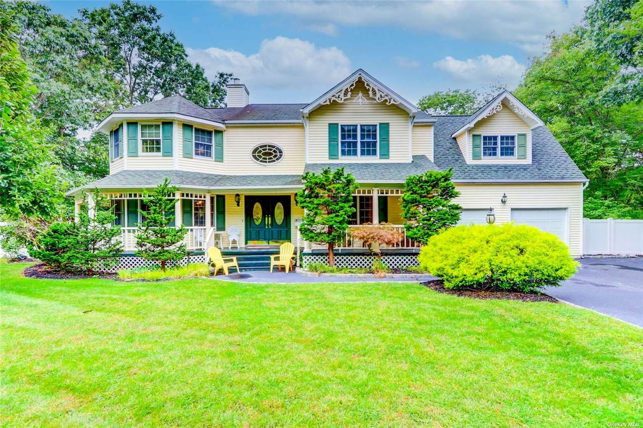 15 Hampton Drive - Photo 1