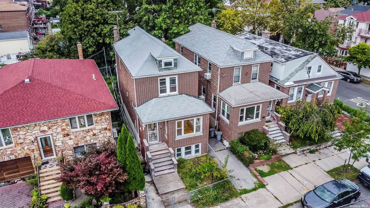 30-13 Baisley Avenue - Photo 1