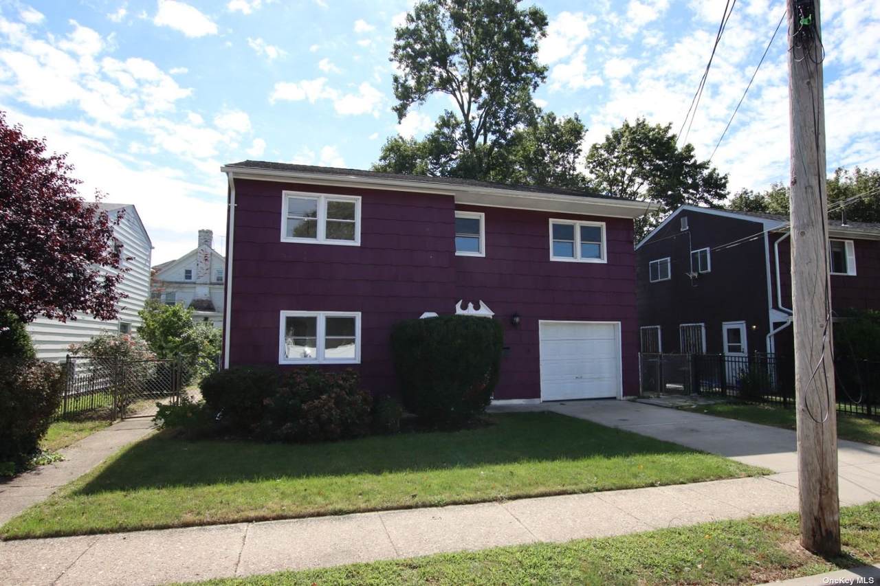 48 Crowell Street - Photo 1
