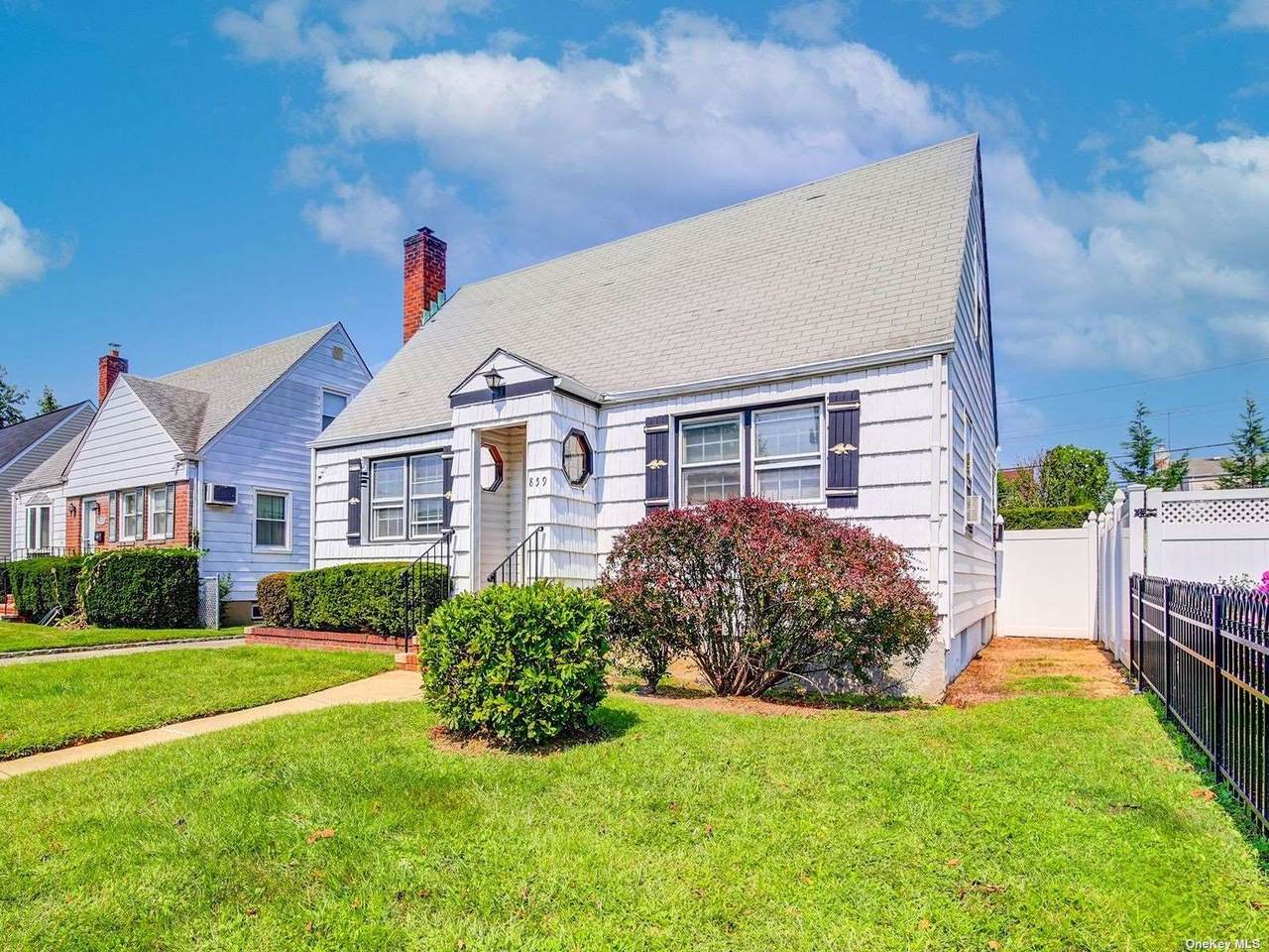 859 Jerusalem Avenue - Photo 1