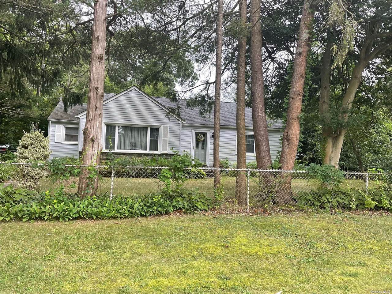 104 Eklund Boulevard - Photo 1