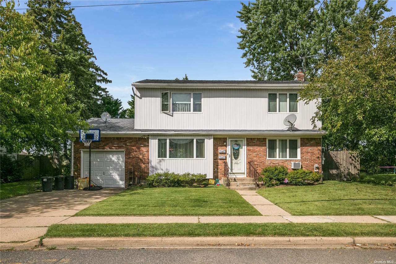 206 Harrison Avenue - Photo 1
