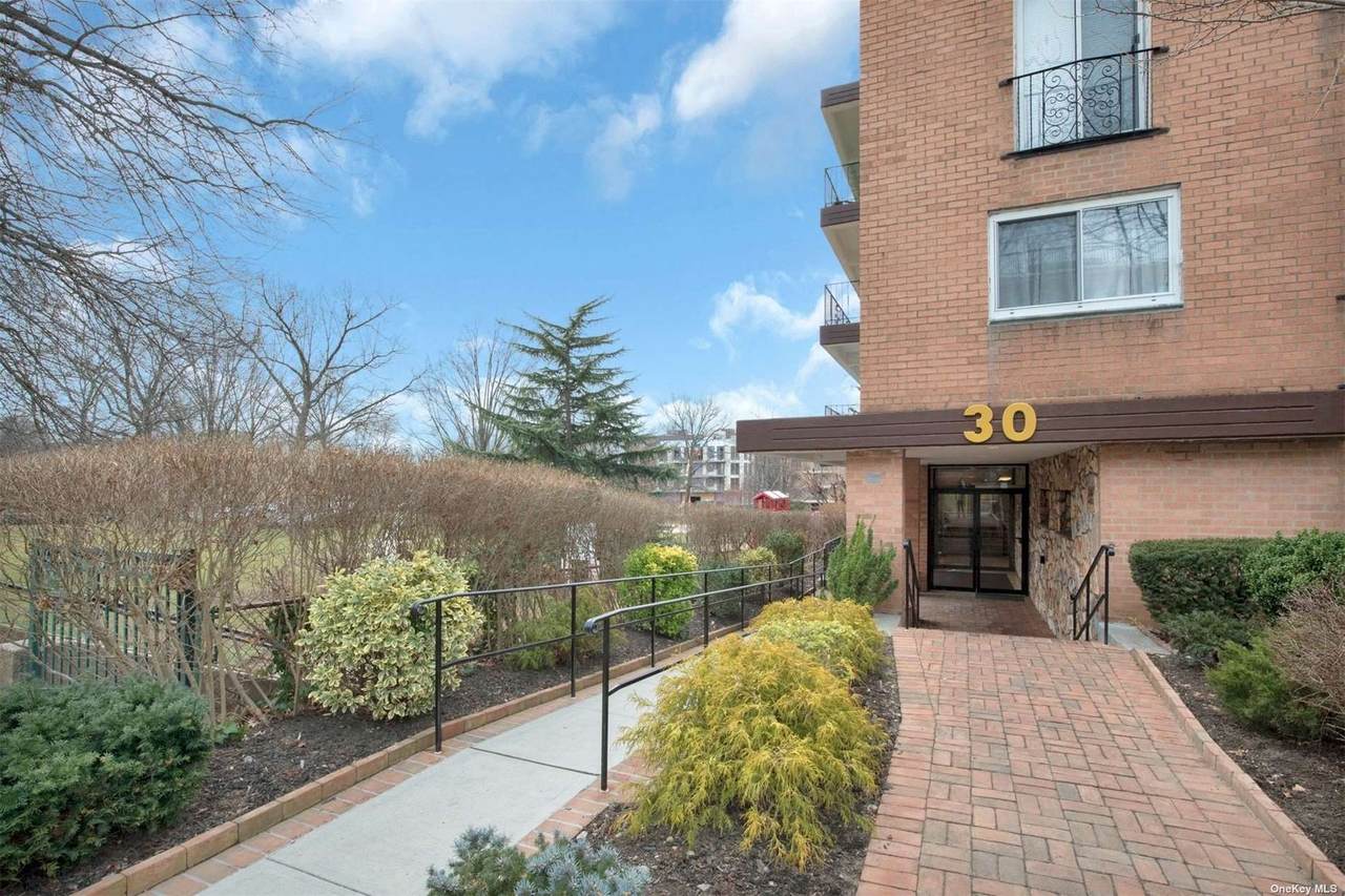 30 Barstow Road - Photo 1