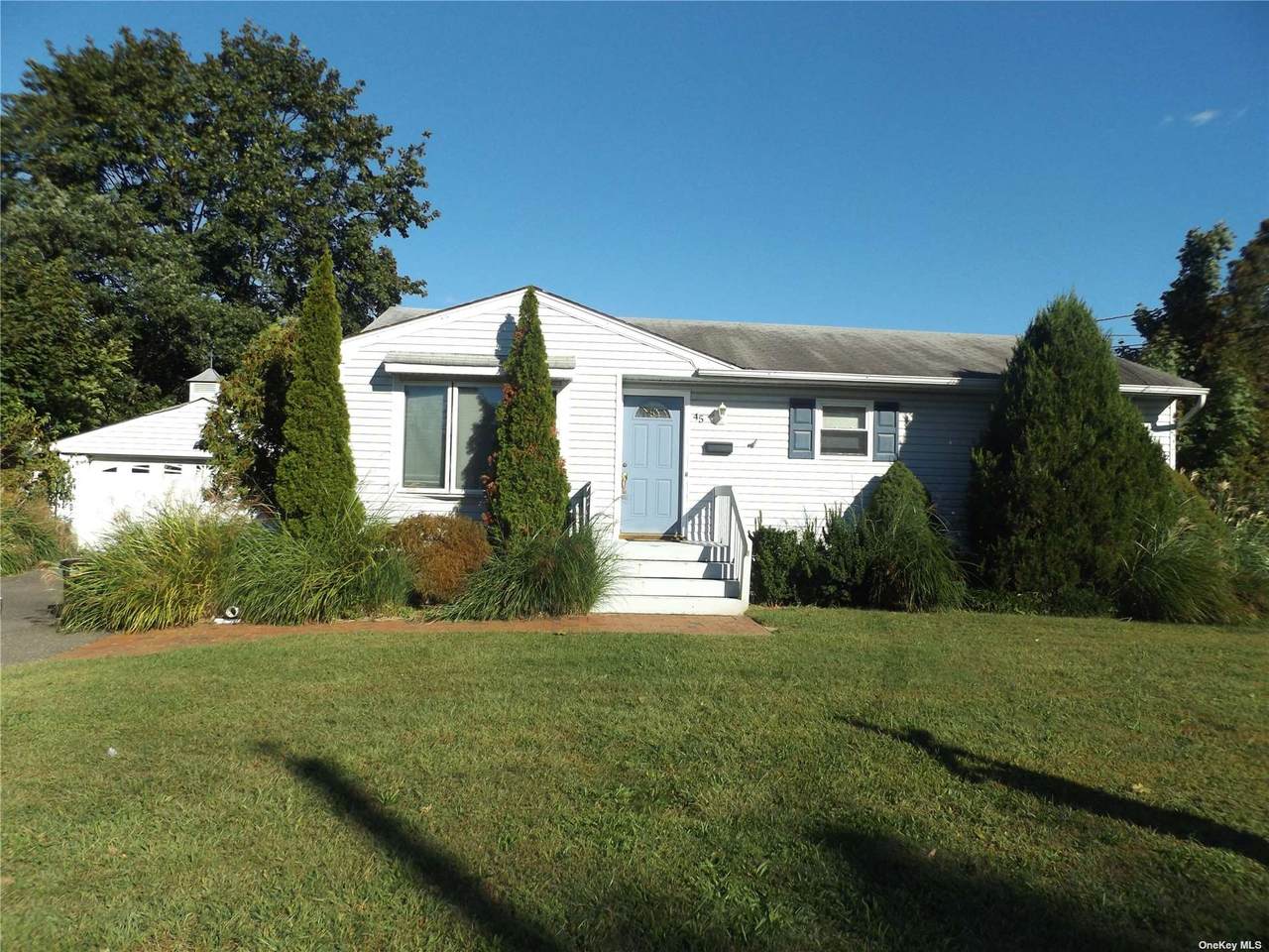 45 Wright Avenue - Photo 1