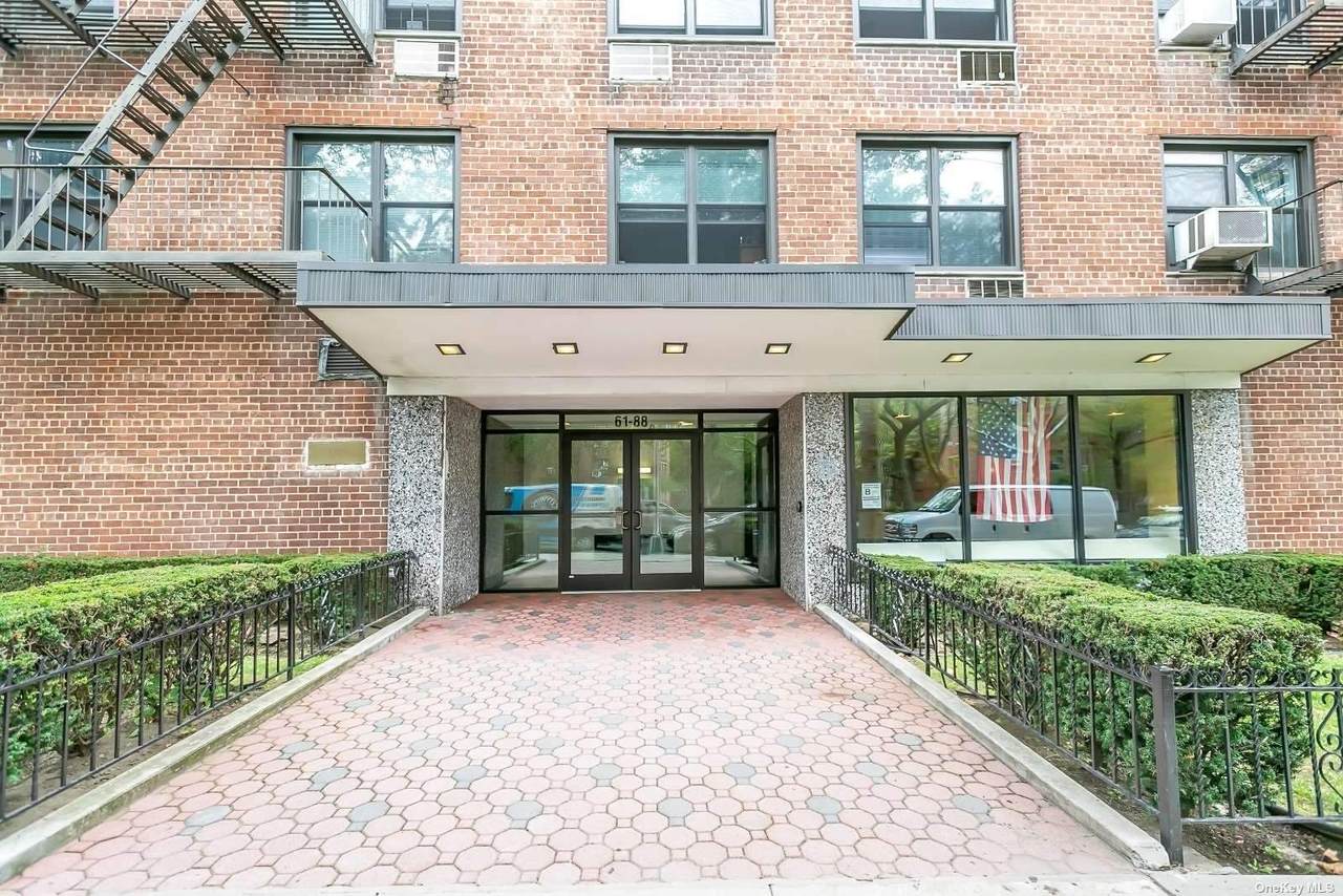 61-88 Dry Harbor Road - Photo 1