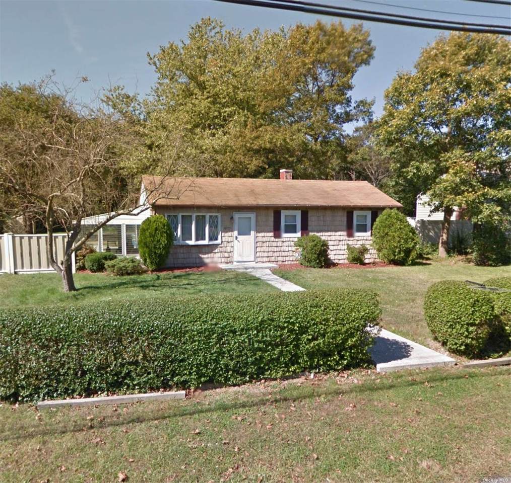 1077 Nugent Avenue - Photo 1