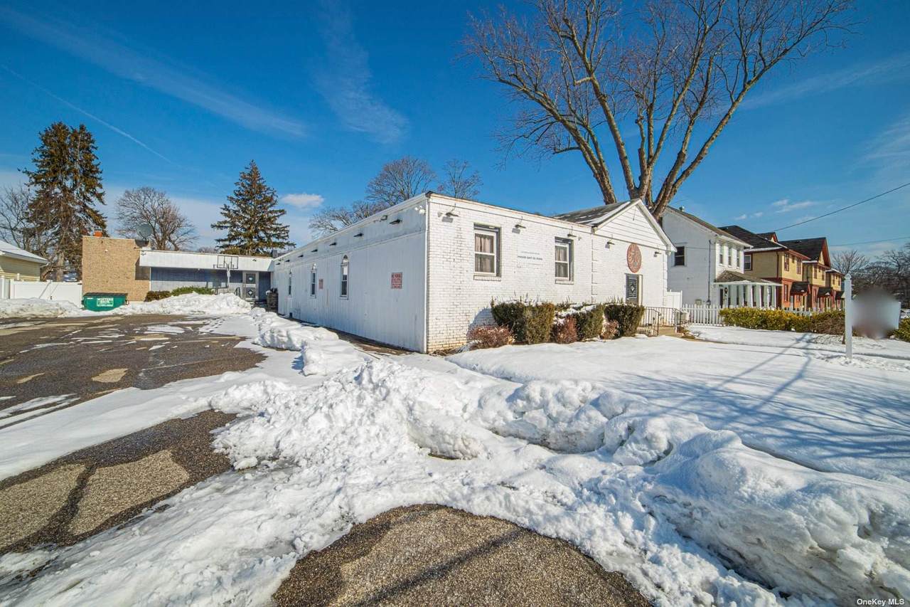 64 Union Avenue - Photo 1