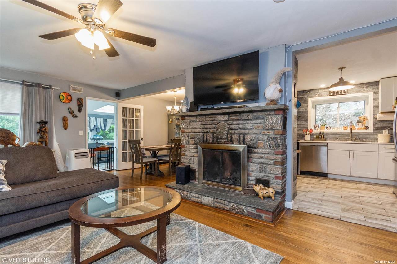 306 Lake Drive - Photo 1