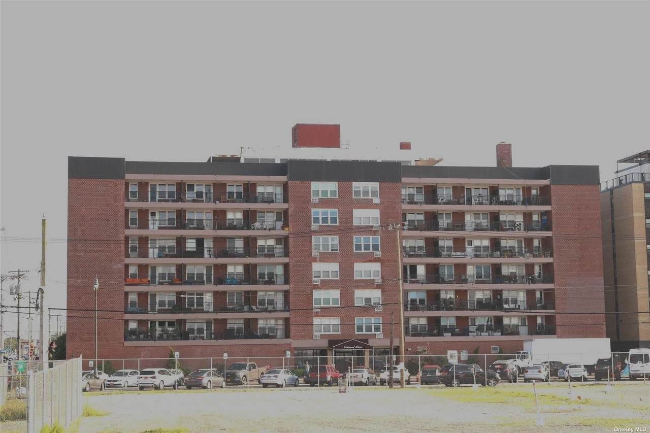 1 East Broadway - Photo 1