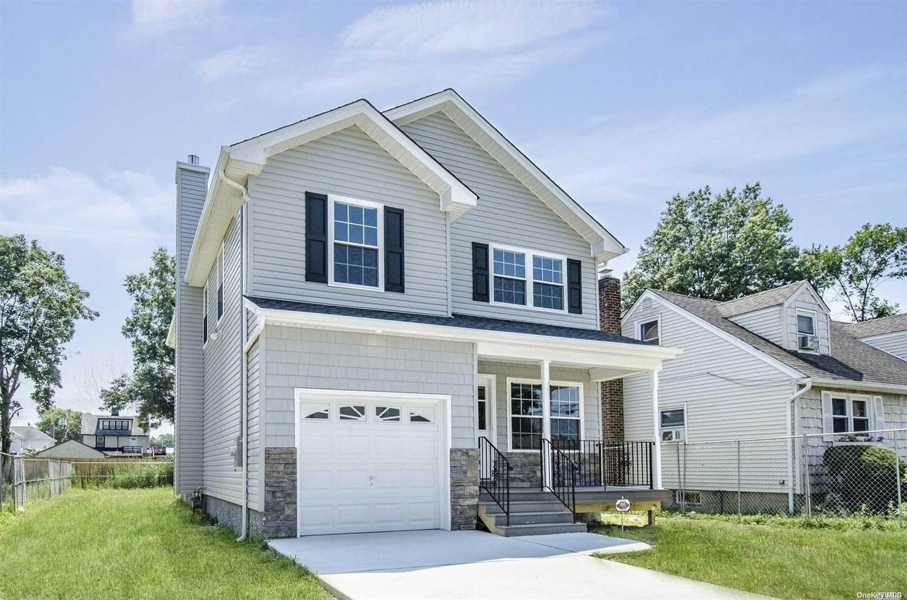 34 Peters Avenue - Photo 1