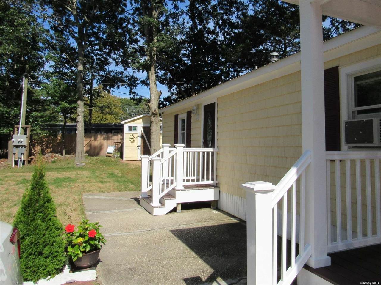 277-26 Old Country Road - Photo 1