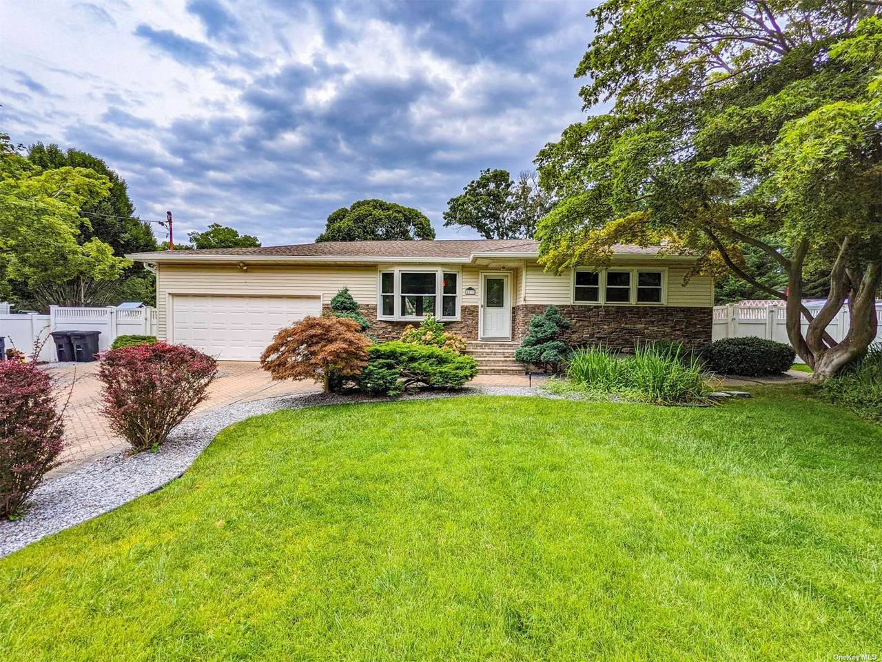 27 Liber Boulevard - Photo 1