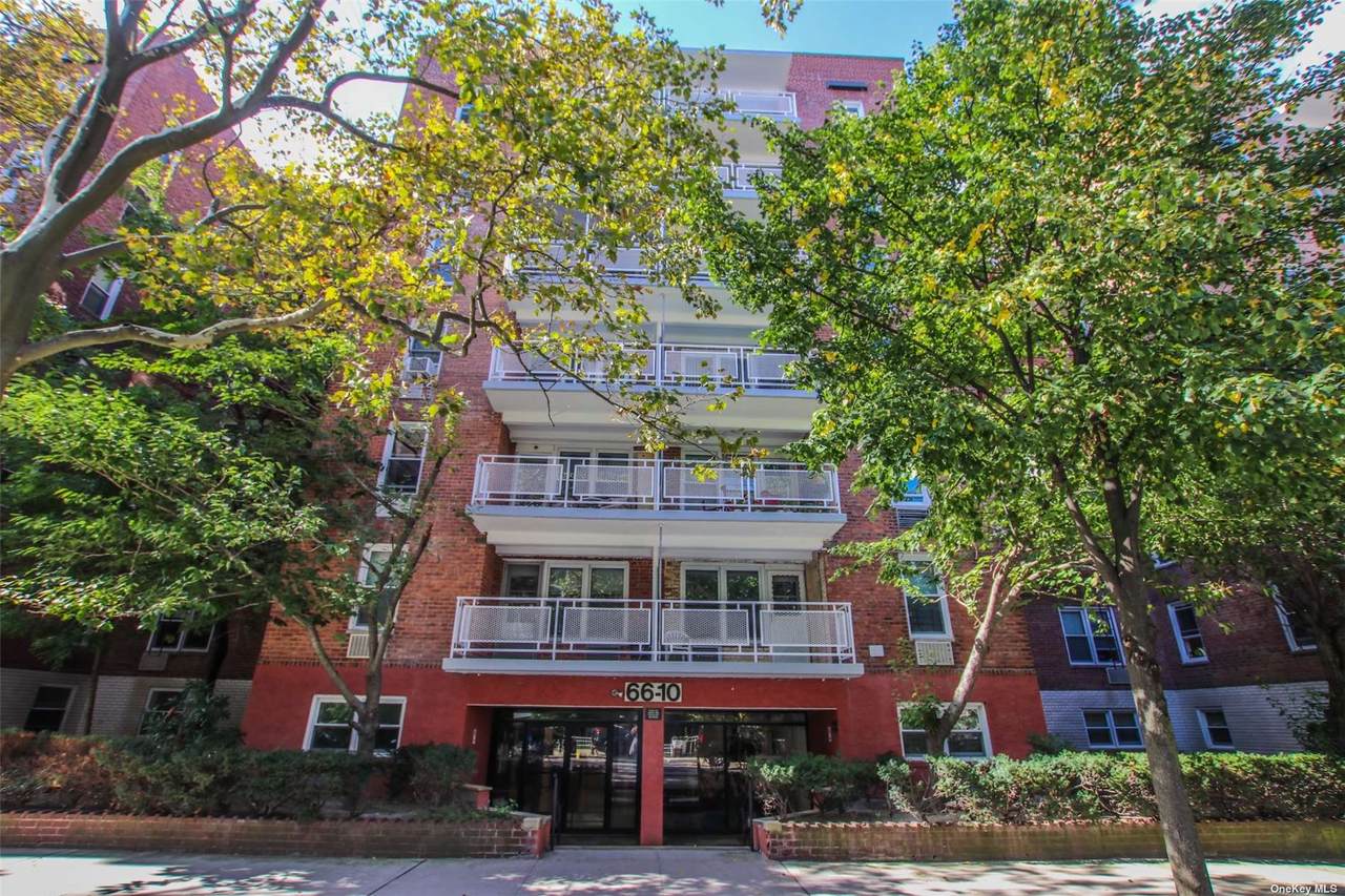 66-10 Thorton Place - Photo 1