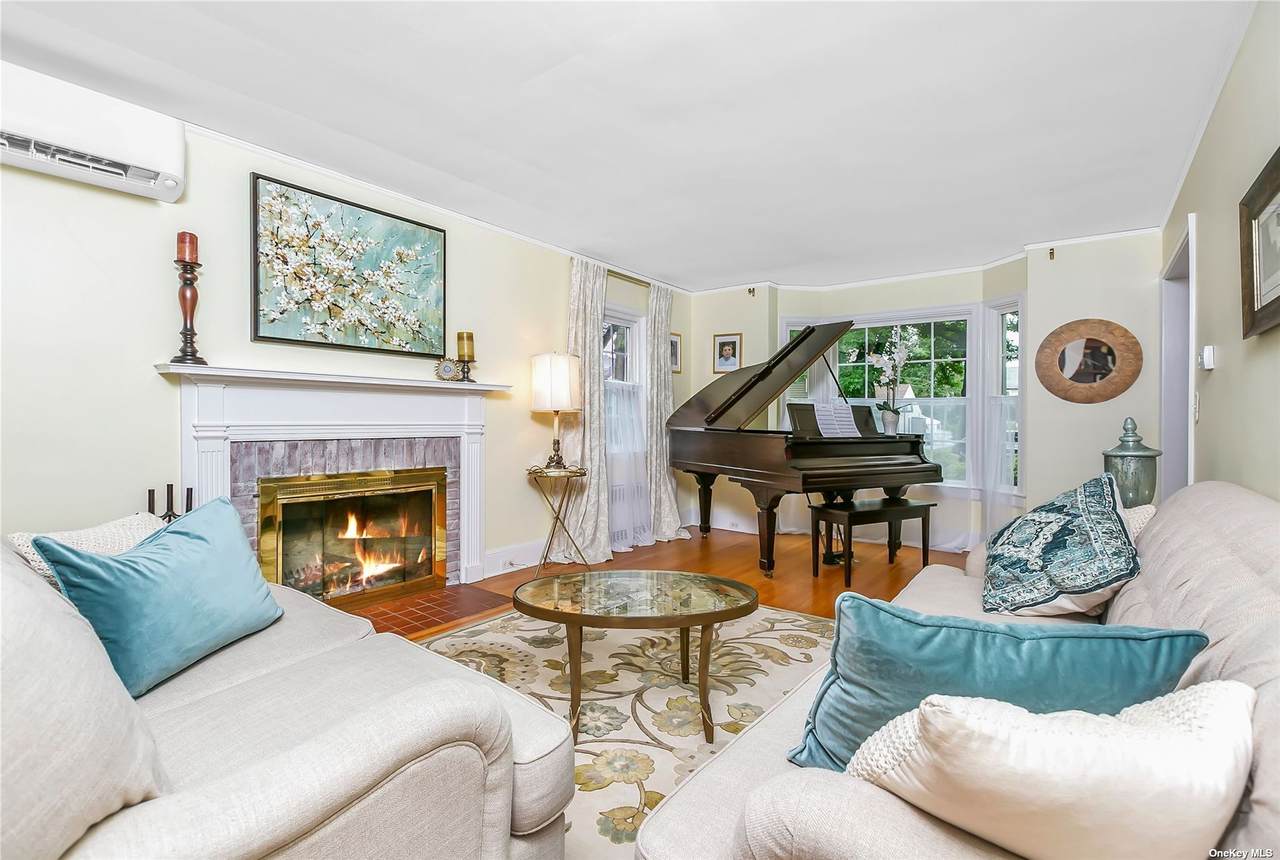 127 Charles Street - Photo 1