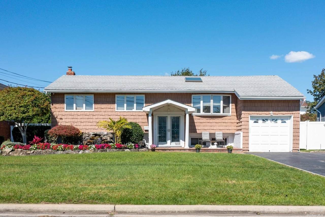 43 Brewster Road - Photo 1