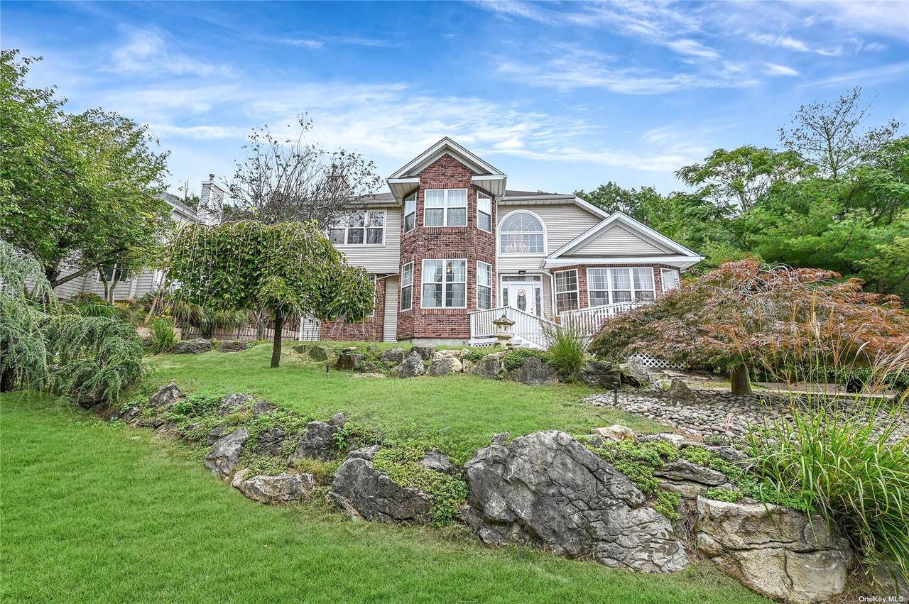 26 Whispering Woods Drive - Photo 1