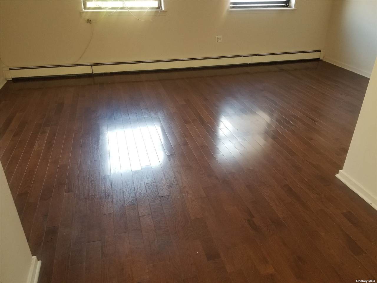 890 Gates Avenue - Photo 1