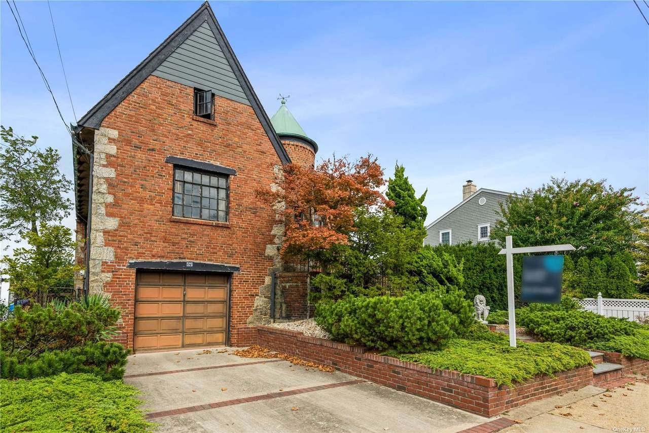 525 Bay Drive - Photo 1