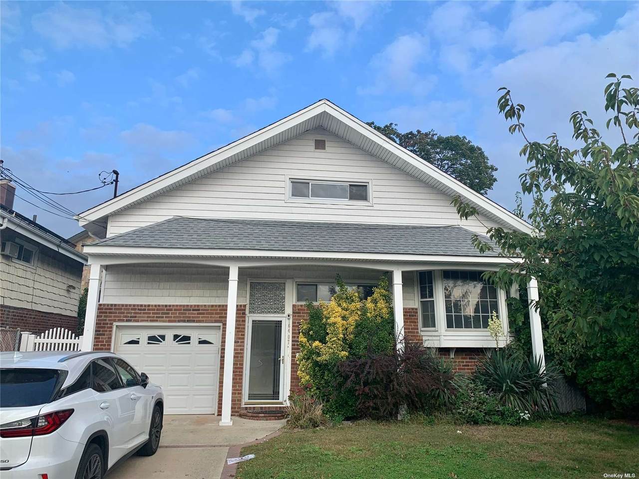 164-07 87 Street - Photo 1