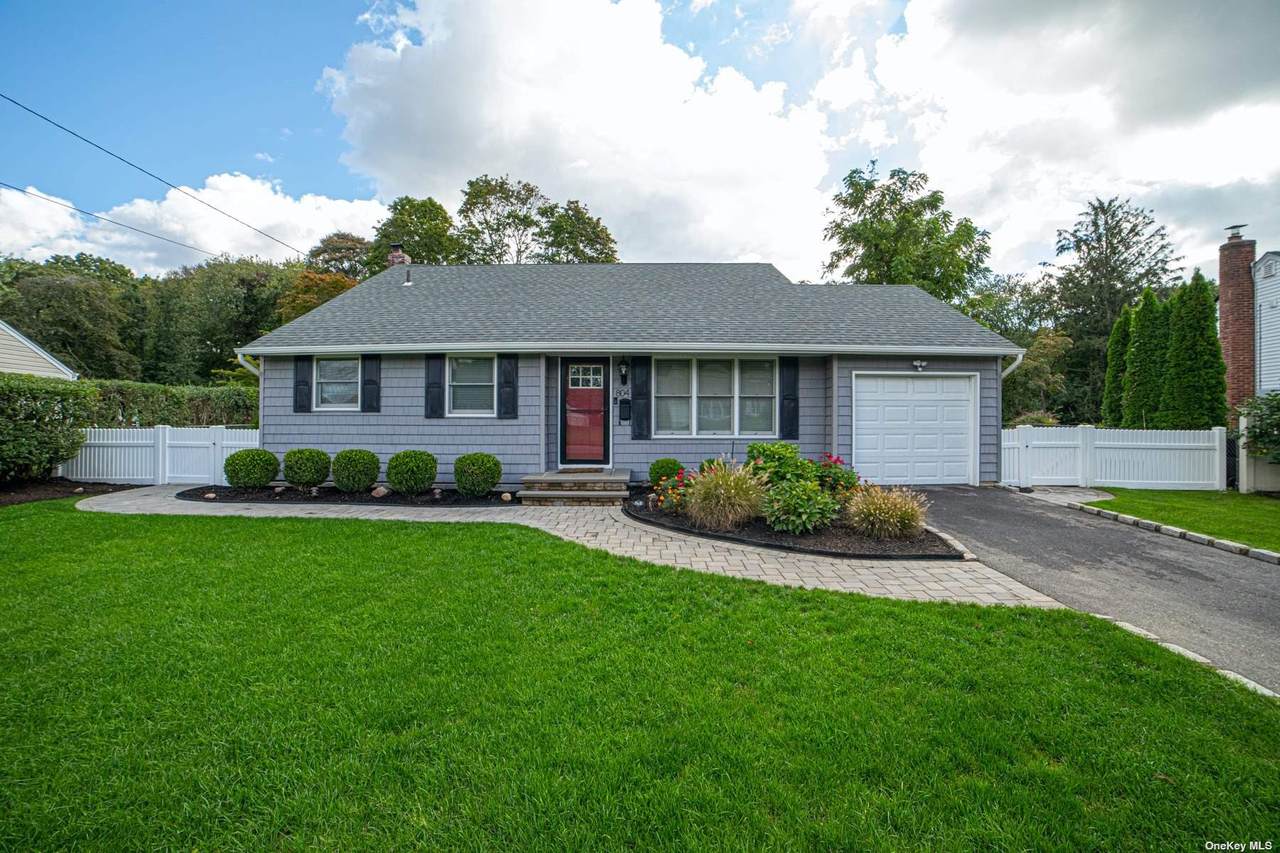804 Pine Avenue - Photo 1