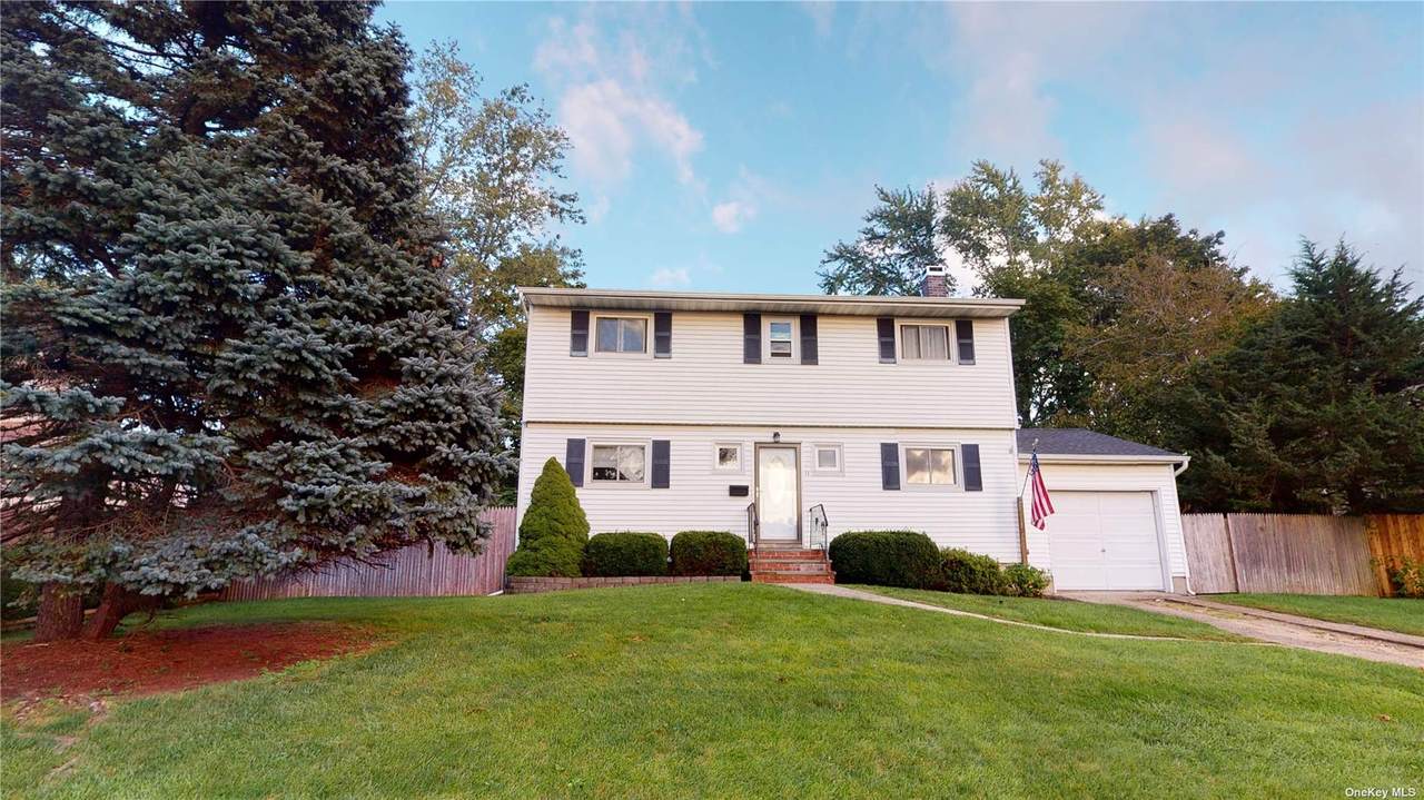 11 Towne Lane - Photo 1