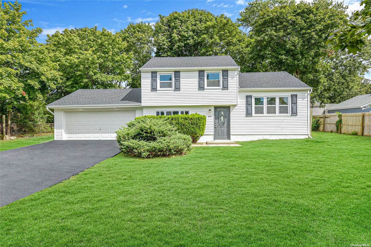 645 Americus Avenue - Photo 1