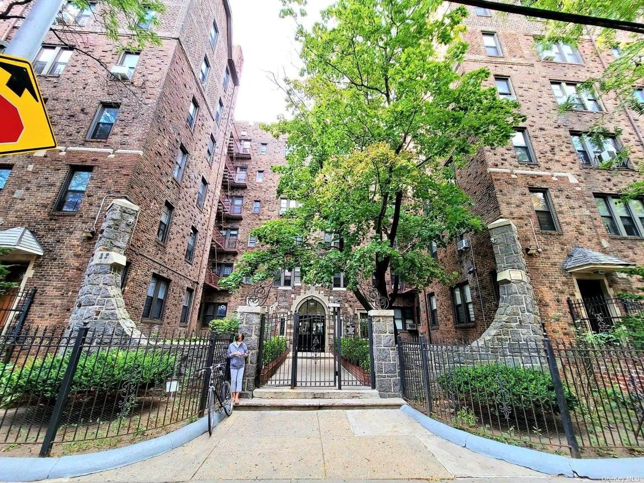 92-05 Whitney Avenue - Photo 1