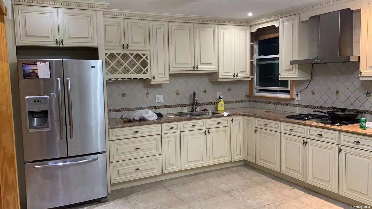 61-38 186th Street - Photo 1