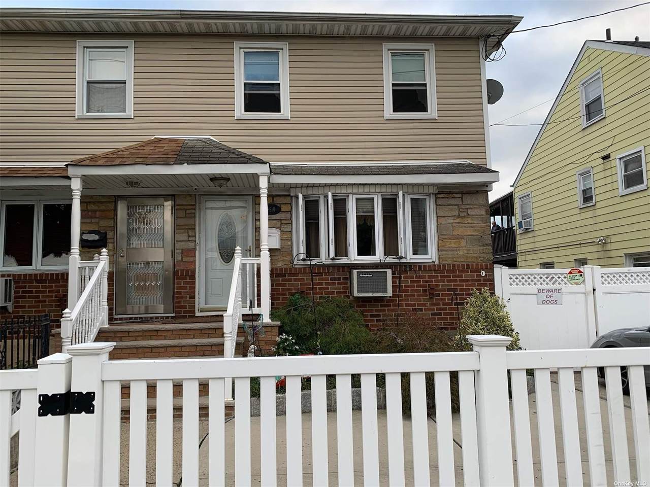 95-18 157th Avenue - Photo 1