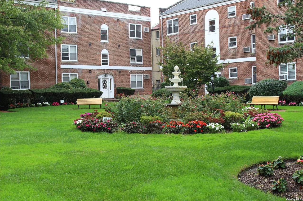 221 Middle Neck Road - Photo 1
