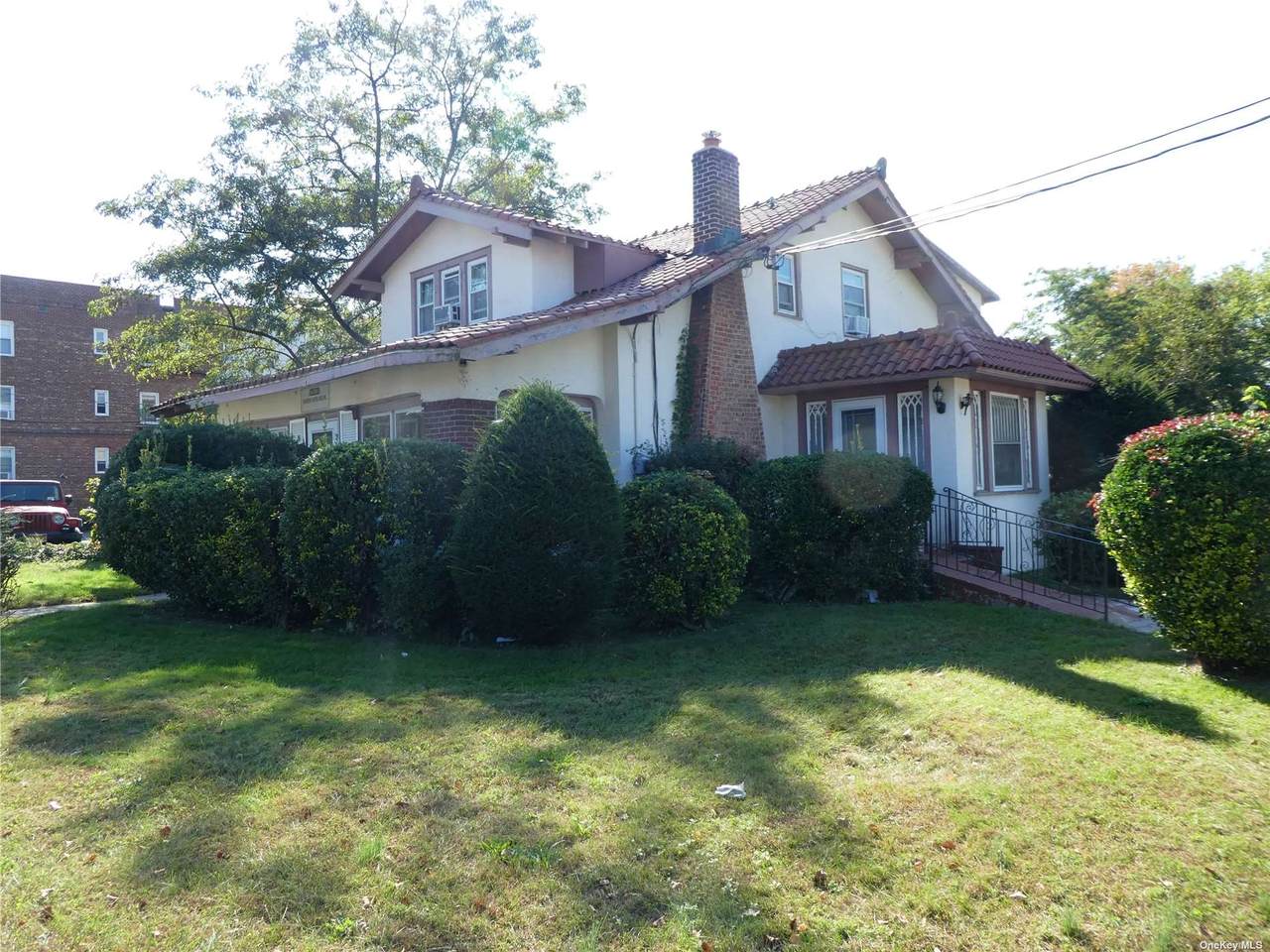 680 Merrick Road - Photo 1