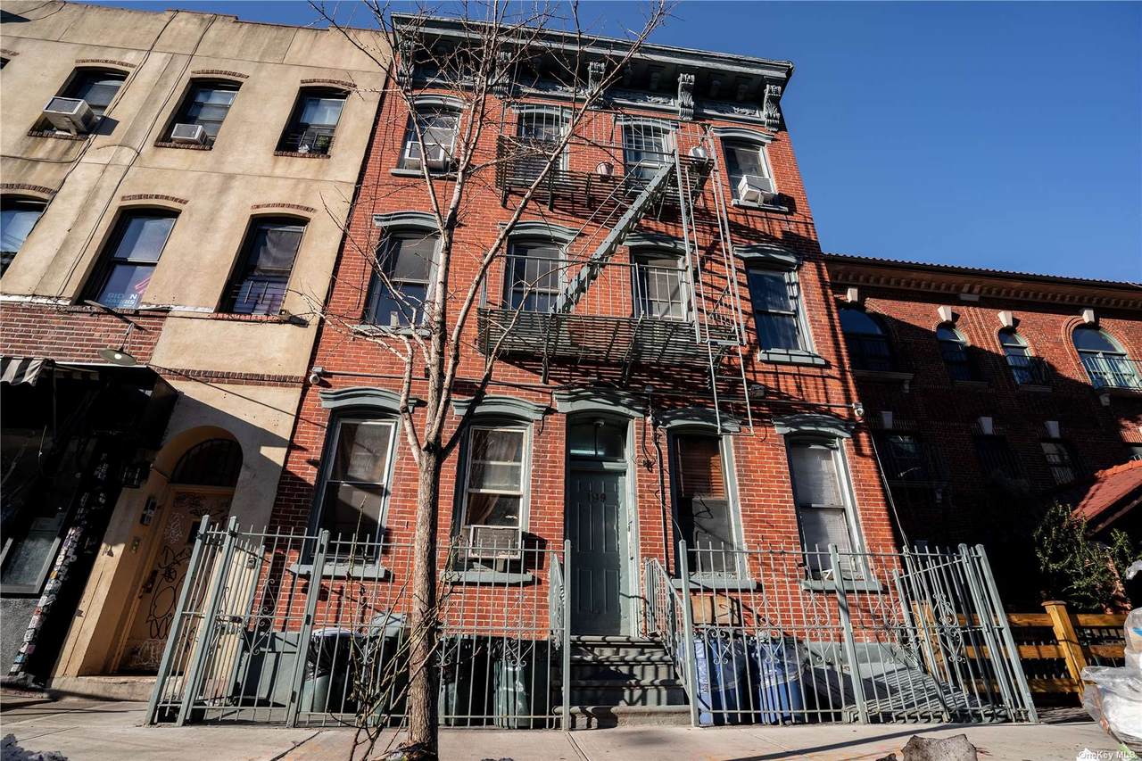 199 Meserole Street - Photo 1