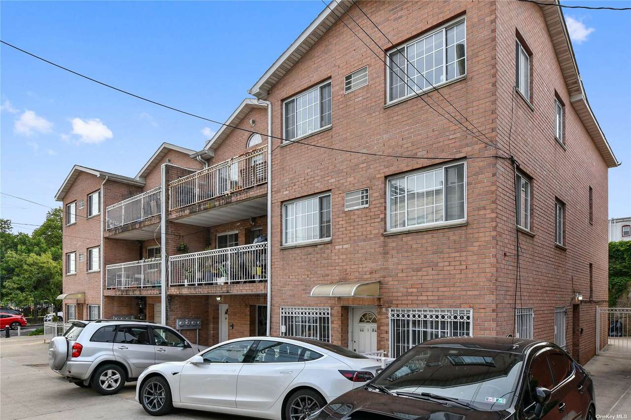 18-86 Starr Street - Photo 1