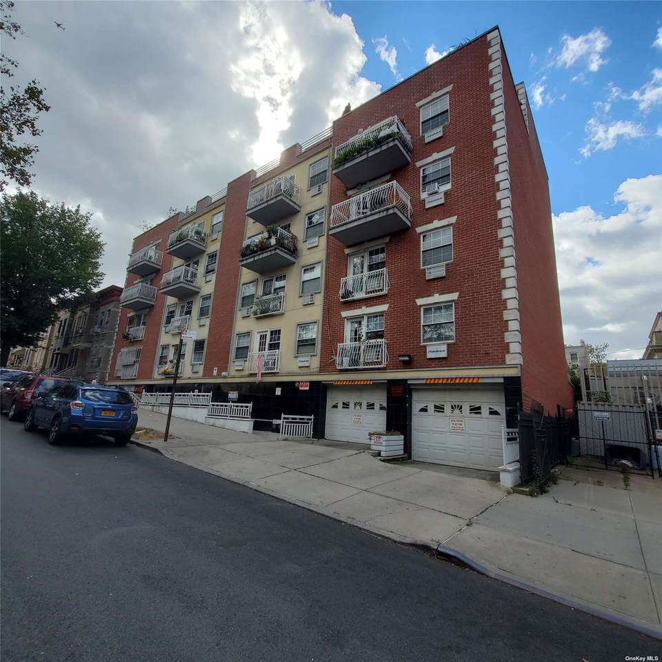 420 42nd Street - Photo 1