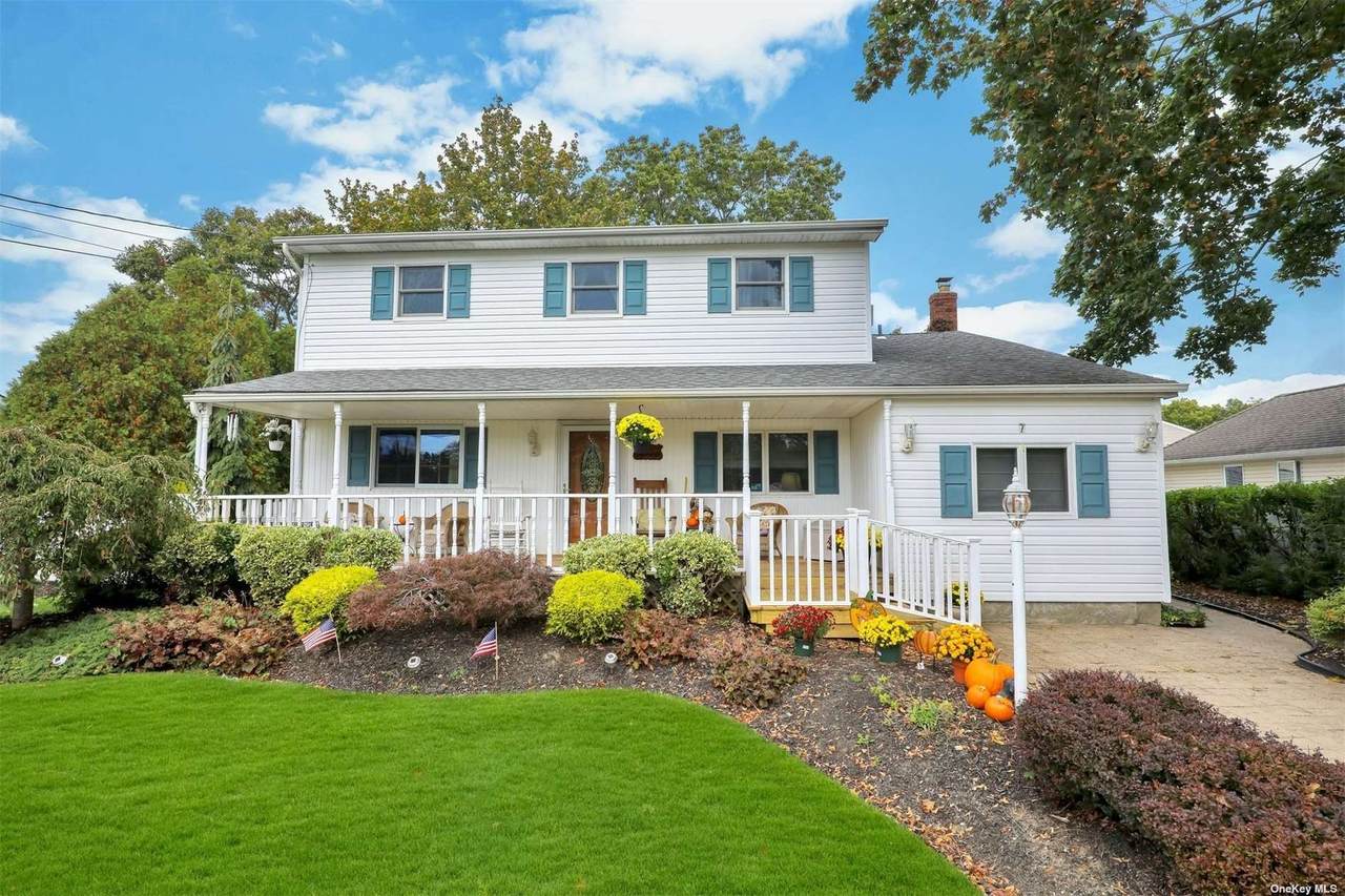7 Brush Hollow Road - Photo 1