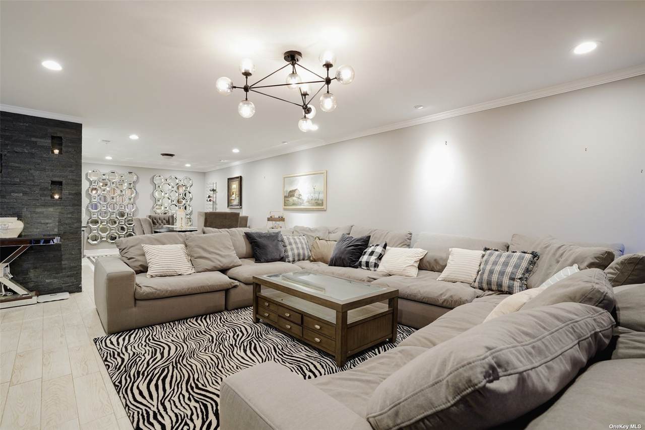 28 Fox Ridge - Photo 1