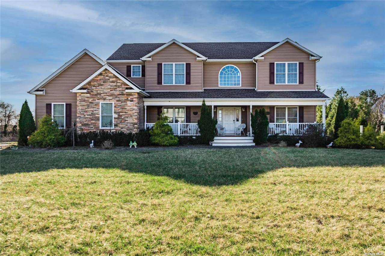 84 Cobblestone Drive - Photo 1