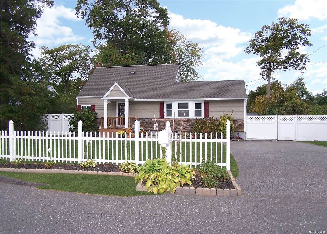 85 Oakmont Avenue - Photo 1