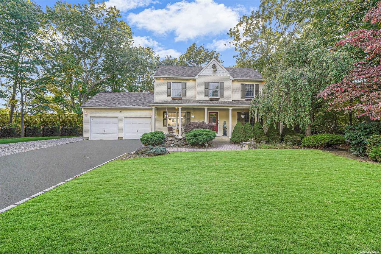 6 Munroe Avenue - Photo 1