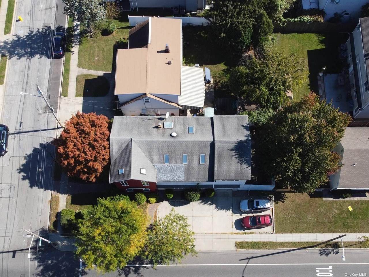 535 Oyster Bay Road - Photo 1