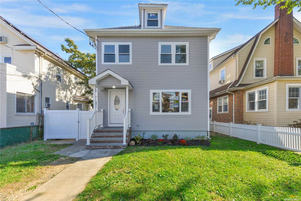 9-19 118 Street - Photo 1